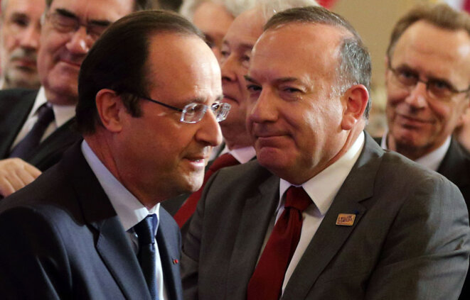 François Hollande et le président du Medef, Pierre Gattaz, en janvier 2014 © Reuters François Hollande et le président du Medef, Pierre Gattaz, en janvier 2014 © Reuters