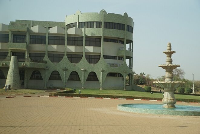 freddy-mulongo-burkina-faso-manuel-valls