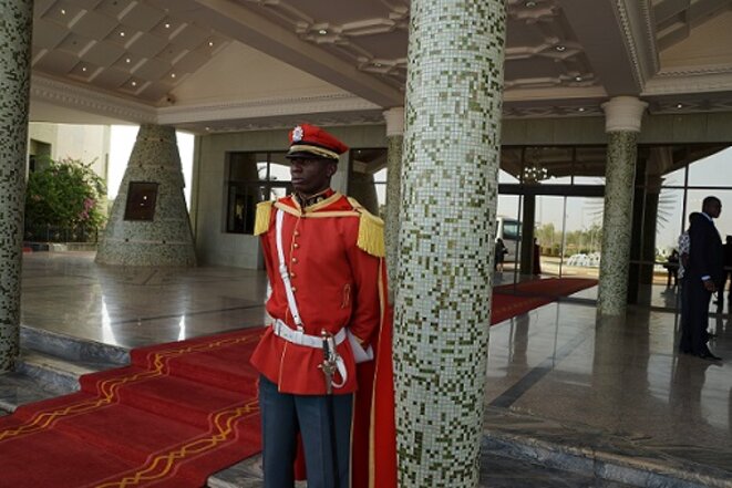 freddy-mulongo-burkina-faso-manuel-valls8