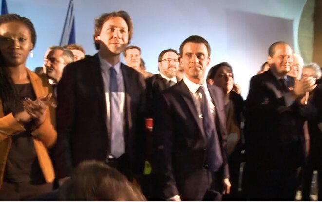 F. Koïta en meeting avec Manuel Valls, J. Guedj (alors président du conseil général de l'Essonne) et J-C. Cambadélis (patron du PS) en mars 2015, à une semaine des élections départementales. Malgré leurs efforts, l'Essonne a finalement basculé à droite. © Parti socialiste F. Koïta en meeting avec Manuel Valls, J. Guedj (alors président du conseil général de l'Essonne) et J-C. Cambadélis (patron du PS) en mars 2015, à une semaine des élections départementales. Malgré leurs efforts, l'Essonne a finalement basculé à droite. © Parti socialiste