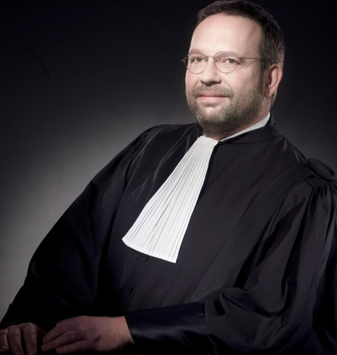 Yann Streiff a été condamné à trois ans de suspension d'exercer par le barreau de Paris. © Compte Twitter de Yann Streiff Yann Streiff a été condamné à trois ans de suspension d'exercer par le barreau de Paris. © Compte Twitter de Yann Streiff