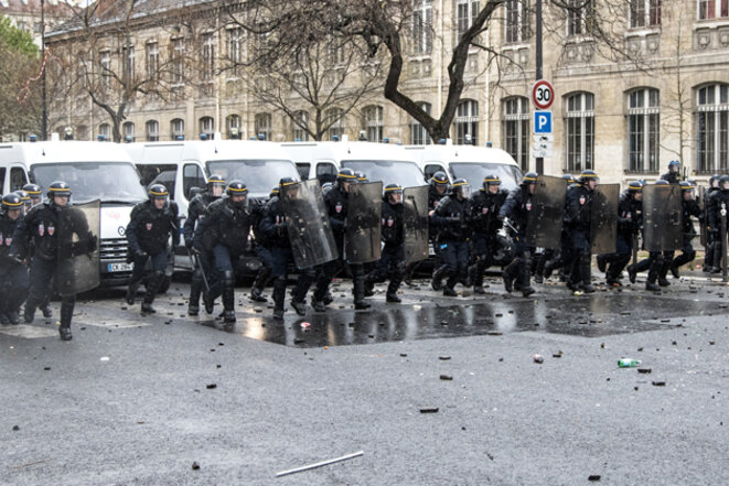 Manifestation parisienne du 17 avril 2016. © Jérôme Chobeaux Manifestation parisienne du 17 avril 2016. © Jérôme Chobeaux