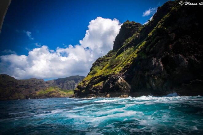 Îles Marquises, la Porte des Fathoms en Havaïki.