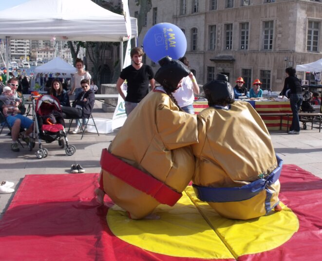Combat de Sumos. © Philippe LEGER Combat de Sumos. © Philippe LEGER