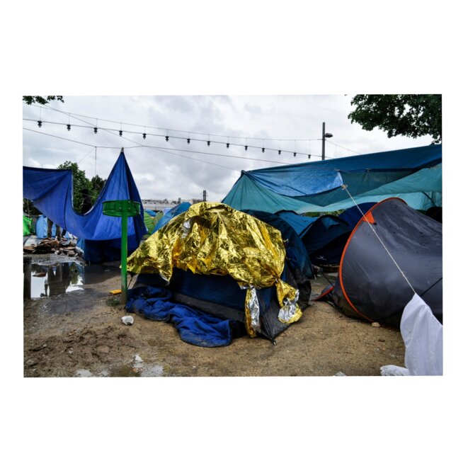 Une «prise en charge» à la française, par Camille Roulin