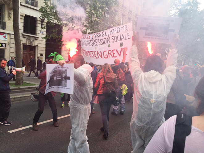 Manifestation du 26 mai : dans la tête de cortège, des cheminots en grève. © CG
