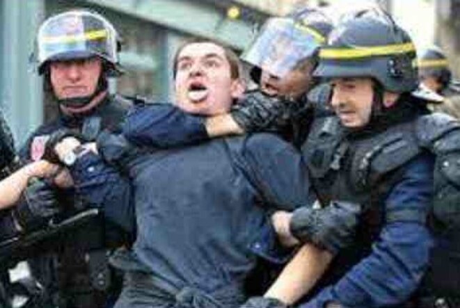 « Officiellement, seulement 48 plaintes pour violence policière ont été enregistrées par l’Inspection générale de la police nationale (IGPN) depuis le début du mouvement contre le projet de réforme du droit du travail. » © Patrick Mignard « Officiellement, seulement 48 plaintes pour violence policière ont été enregistrées par l’Inspection générale de la police nationale (IGPN) depuis le début du mouvement contre le projet de réforme du droit du travail. » © Patrick Mignard