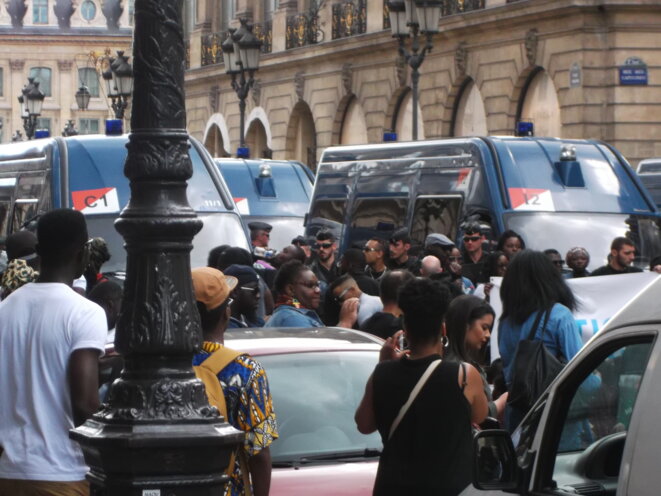14 juillet - rue de la PAIX - manif "Justice pour Caïs" - BX 14 juillet - rue de la PAIX - manif "Justice pour Caïs" - BX