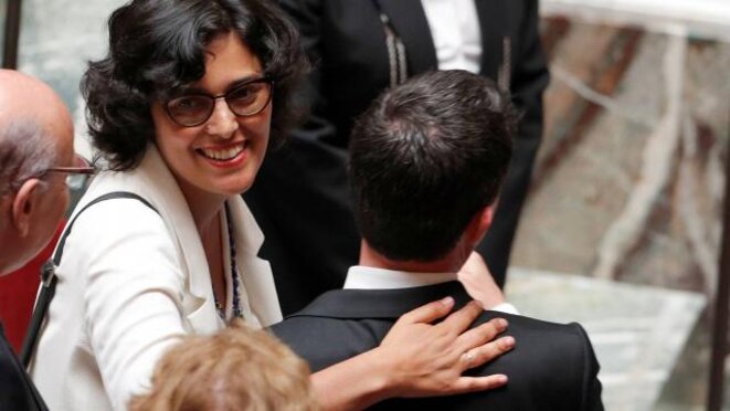 Myriam El Khomri et Manuel Valls, mercredi 20 juillet à l'Assemblée. © Reuters Myriam El Khomri et Manuel Valls, mercredi 20 juillet à l'Assemblée. © Reuters