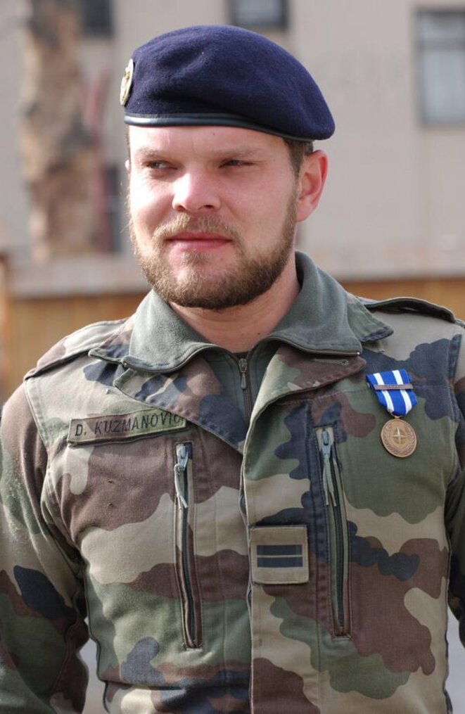 djordje-kuzmanovic-en-uniforme