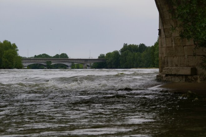 Le commissaire aux contes.