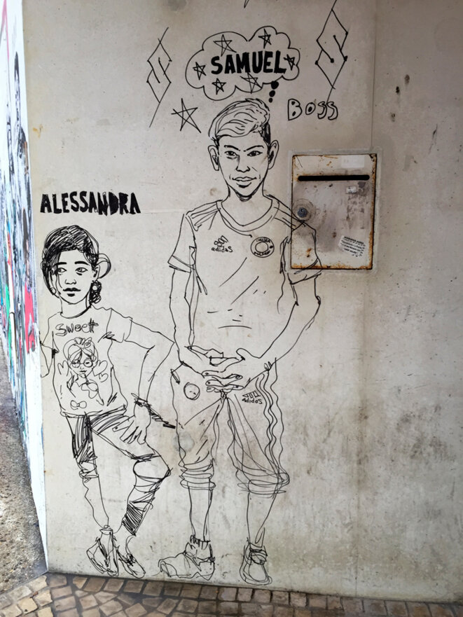 Alessandra et Samuel - dessin de Damien Roudeau -Montreuil 19 août 2016 © Gilles Walusinski Alessandra et Samuel - dessin de Damien Roudeau -Montreuil 19 août 2016 © Gilles Walusinski
