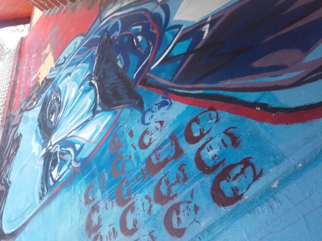 Peinture murale d'Emiliano Zapata et des 43 disparus, à Ayotzinapa © Clément Detry Peinture murale d'Emiliano Zapata et des 43 disparus, à Ayotzinapa © Clément Detry
