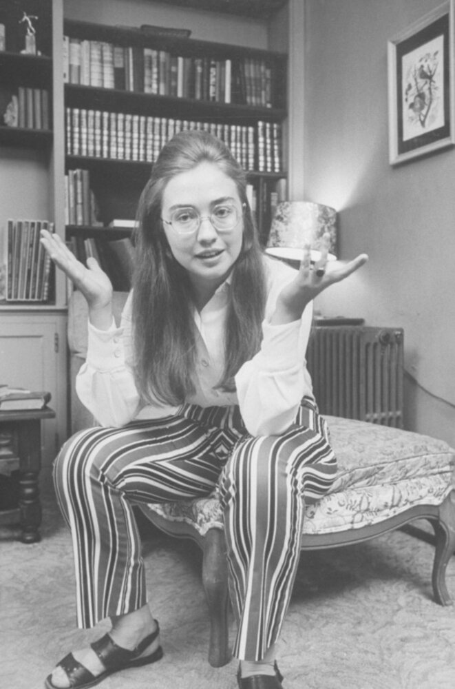 Hillary Rodham, quand elle n'était pas encore Clinton, et qu'elle s'était positionnée clairement à gauche. Hillary Rodham, quand elle n'était pas encore Clinton, et qu'elle s'était positionnée clairement à gauche.