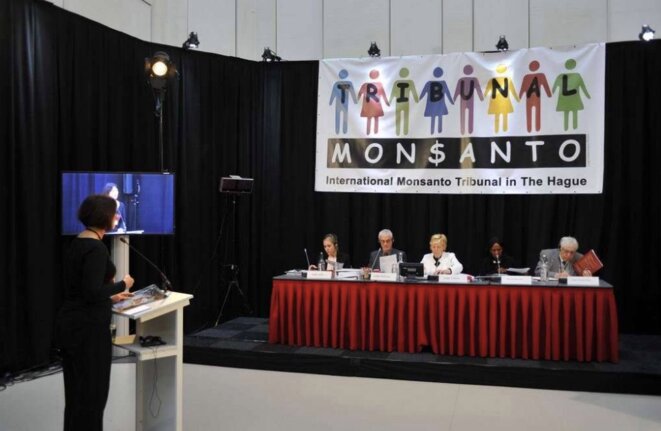 Ouverture du procès samedi 15 octobre 2016 à La Haye. © Tribunal Monsanto. G. De Crop. Ouverture du procès samedi 15 octobre 2016 à La Haye. © Tribunal Monsanto. G. De Crop.