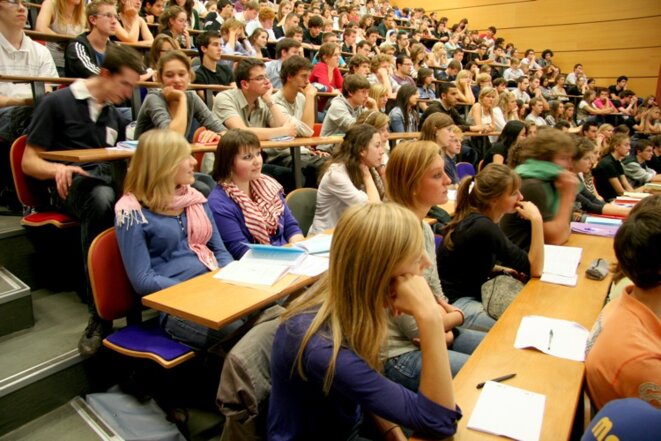 ENSEIGNEMENT SUPÉRIEUR : L'ARRIVÉE DU SALAIRE ÉTUDIANT