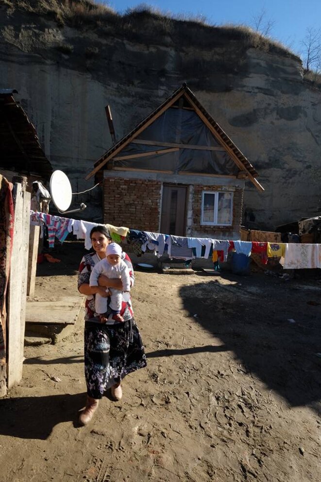 Village rom près de Tarnaveni, novembre 2016 © Philippe Simon Village rom près de Tarnaveni, novembre 2016 © Philippe Simon