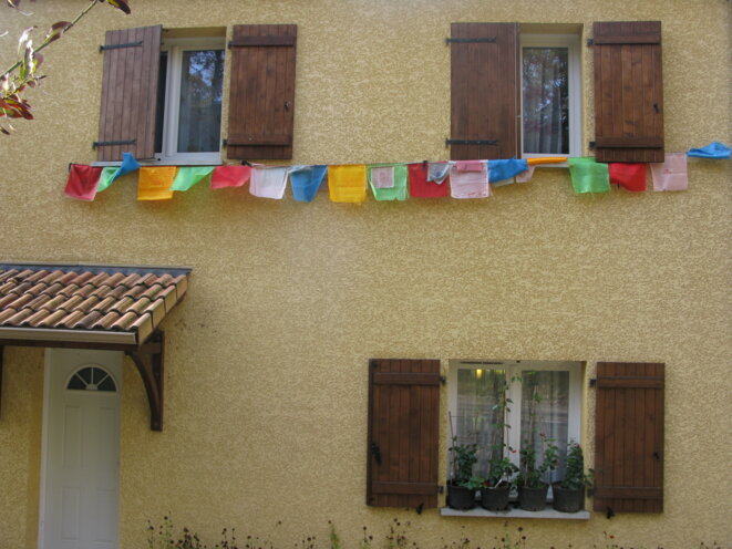 La maison de Man Gurung. Originaire du Bhoutan, il s'est installé dans la Drôme en 2008 © Lucie Tourette
