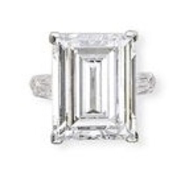 Le diamant de Mme Balkany. © DR Le diamant de Mme Balkany. © DR