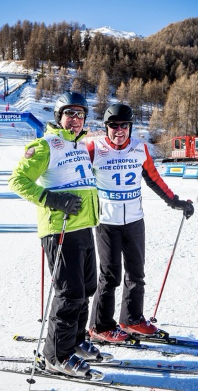 Le prince Albert et Christian Estrosi (à dr.), à Auron, en janvier 2016. © Photos issue du Jaguar Land Rover French Riviera. Le prince Albert et Christian Estrosi (à dr.), à Auron, en janvier 2016. © Photos issue du Jaguar Land Rover French Riviera.