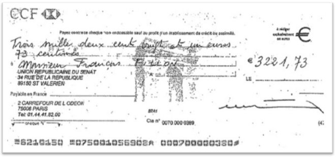Exemple d'un chèque illégal perçu par le sénateur François Fillon © Mediapart Exemple d'un chèque illégal perçu par le sénateur François Fillon © Mediapart