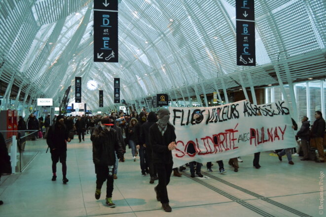 Manifestation en soutien à Théo, Gare de Montpellier Saint-Roch, Montpellier © Benjamin POLGE