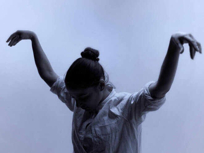 Tatiana Spivakova interprète « Cœur sacré » © Julien Saez Tatiana Spivakova interprète « Cœur sacré » © Julien Saez