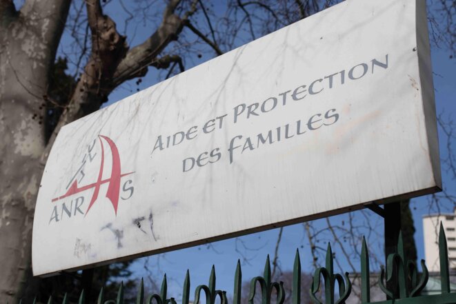 Le siège de l’ANRAS (l’organisme privé qui gère le DDAEOMIE de Toulouse), se trouve au 7, boulevard Delacourtie, dans le quartier Saint-Michel. Le siège de l’ANRAS (l’organisme privé qui gère le DDAEOMIE de Toulouse), se trouve au 7, boulevard Delacourtie, dans le quartier Saint-Michel.