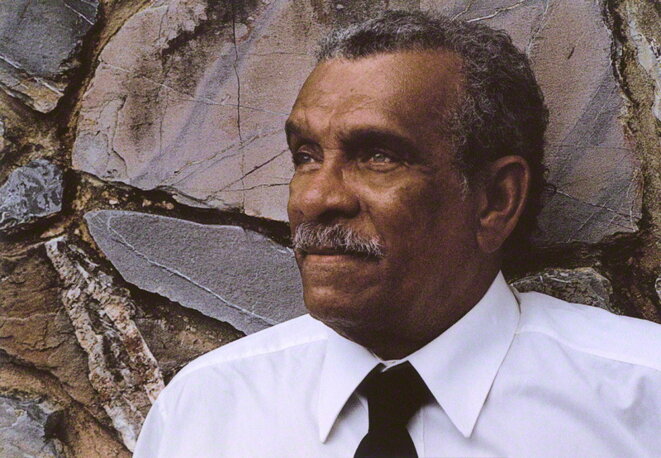 derekwalcott5