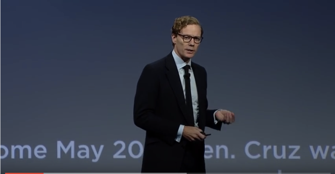 En 2016, à New York, Alexander Nix, le PDG de SCL-Cambridge Analytica, lançait au cours d'une conférence : « Nous sommes capables de construire un modèle pour prédire la personnalité de chacun des adultes aux États-Unis. » © Alexander Nix lors de sa conférence donnée aux Etats-Unis En 2016, à New York, Alexander Nix, le PDG de SCL-Cambridge Analytica, lançait au cours d'une conférence : « Nous sommes capables de construire un modèle pour prédire la personnalité de chacun des adultes aux États-Unis. » © Alexander Nix lors de sa conférence donnée aux Etats-Unis