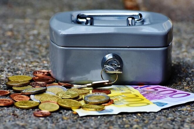 comment deposer du liquide a sa banque