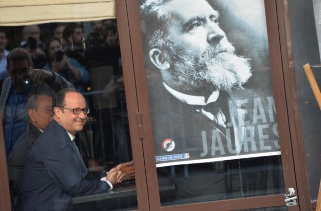 francois-hollande-assiste-aux-commemorations-des-100-ans-de-la-mort-de-jean-jaures-a-paris-le-31-juillet-2014-portrait-w674