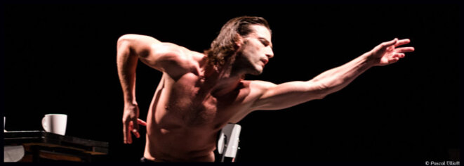 Julien Derouault, poète du mouvement