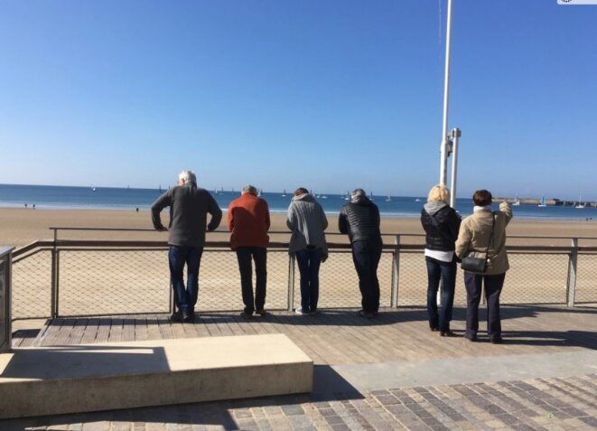 Un groupe de retraités aux Sables-d'Olonne © LD