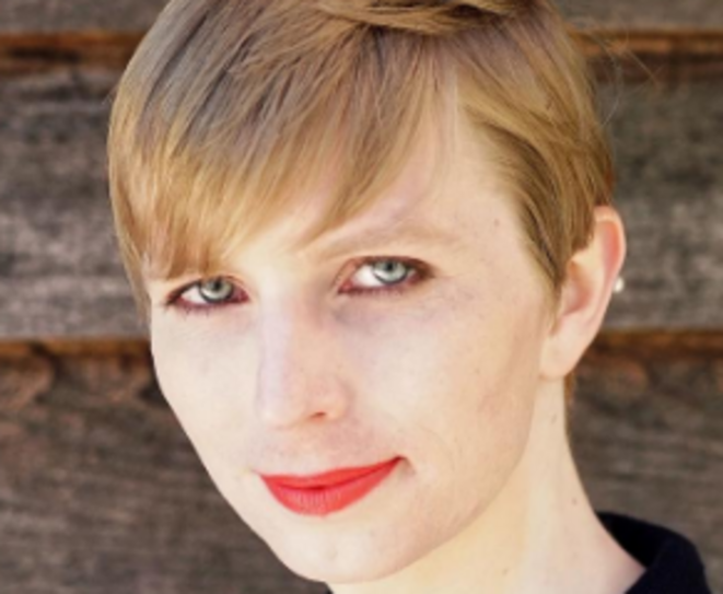 La lanceuse d'alerte américaine Chelsea Manning est libre mais le combat continue !