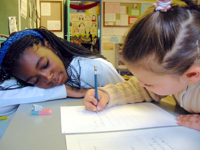 Une classe de 12 CP, de 12 CE1, c’est possible !