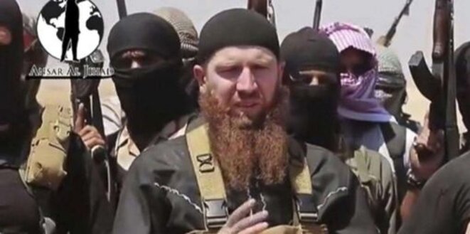 Abou Omar Al-Chichani, commandant tchétchène qui combattu en Syrie jusqu'à sa mort en juillet 2016, dans une image fournie par le groupe Etat islamique en juin 2014. Abou Omar Al-Chichani, commandant tchétchène qui combattu en Syrie jusqu'à sa mort en juillet 2016, dans une image fournie par le groupe Etat islamique en juin 2014.