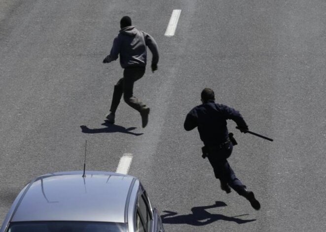 À proximité du tunnel sous la Manche à Calais, le 21 mai 2015. © Reuters À proximité du tunnel sous la Manche à Calais, le 21 mai 2015. © Reuters