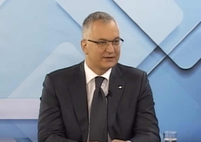 Dragan Sutanovac: "Une nomination hors de propos" Dragan Sutanovac: "Une nomination hors de propos"