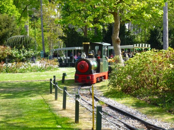 Le petit train du Jardin d'acclimatation © DR Le petit train du Jardin d'acclimatation © DR