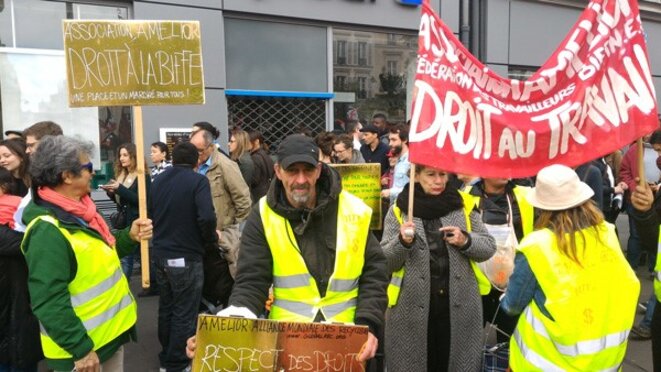 Cortège des biffins à fête du travail du 1er mai 2017 Cortège des biffins à fête du travail du 1er mai 2017