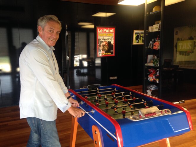 Philippe Saurel, maire de Montpellier et président de la Métropole, devant son babyfoot © Elsa Sabado Philippe Saurel, maire de Montpellier et président de la Métropole, devant son babyfoot © Elsa Sabado