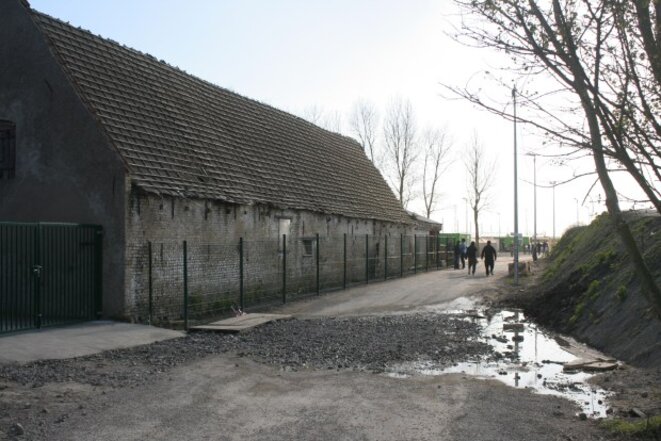L’allée centrale du camp © Léa Coffineau L’allée centrale du camp © Léa Coffineau