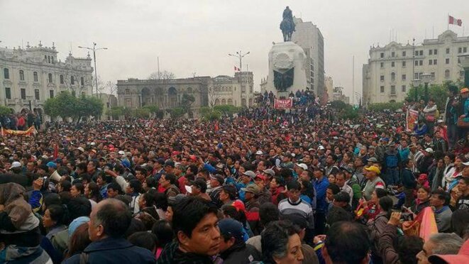 Plaza San Martín, Lima, 08-08-2017 © Nicolás León Plaza San Martín, Lima, 08-08-2017 © Nicolás León