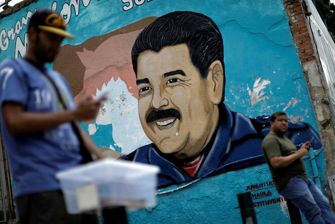 Un fresco de Nicolás Maduro en Caracas. © Reuters Un fresco de Nicolás Maduro en Caracas. © Reuters