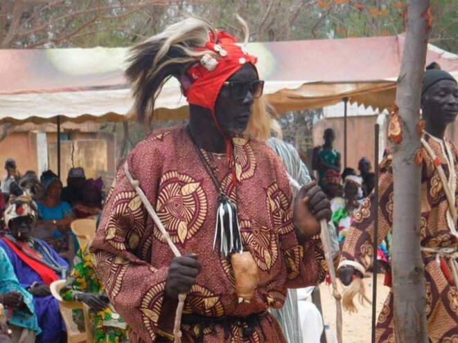 MÉDECINE TRADITIONNELLE AU SÉNÉGAL: QUELLES PERSPECTIVES ?