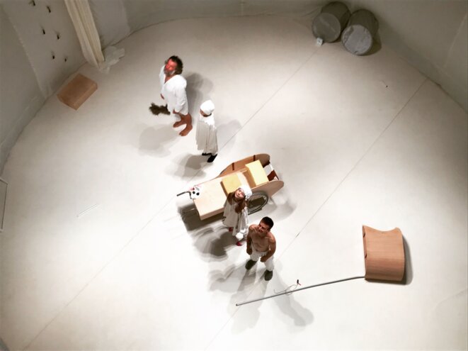 "There is no more pain killer" La fin du monde de Tania Bruguera