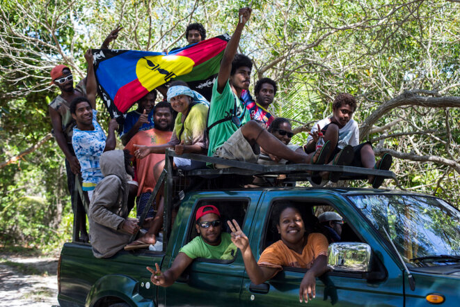 Jeunes de la tribu de Kejëny, sur l'île de Lifou, en Nouvelle-Calédonie, en janvier 2017. © Patrice Terraz/Signatures Jeunes de la tribu de Kejëny, sur l'île de Lifou, en Nouvelle-Calédonie, en janvier 2017. © Patrice Terraz/Signatures