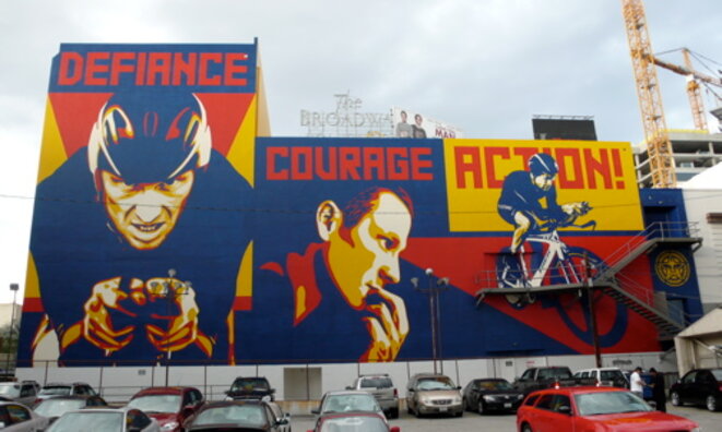 Shepard Fairey au service de Lance Armstrong, du temps de sa splendeur Shepard Fairey au service de Lance Armstrong, du temps de sa splendeur