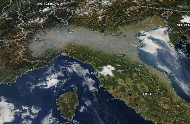 Image NASA MODIS/Terra du 15 octobre du nord de l'Italie Image NASA MODIS/Terra du 15 octobre du nord de l'Italie